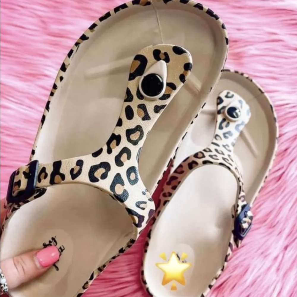 LEOPARD SANDALS